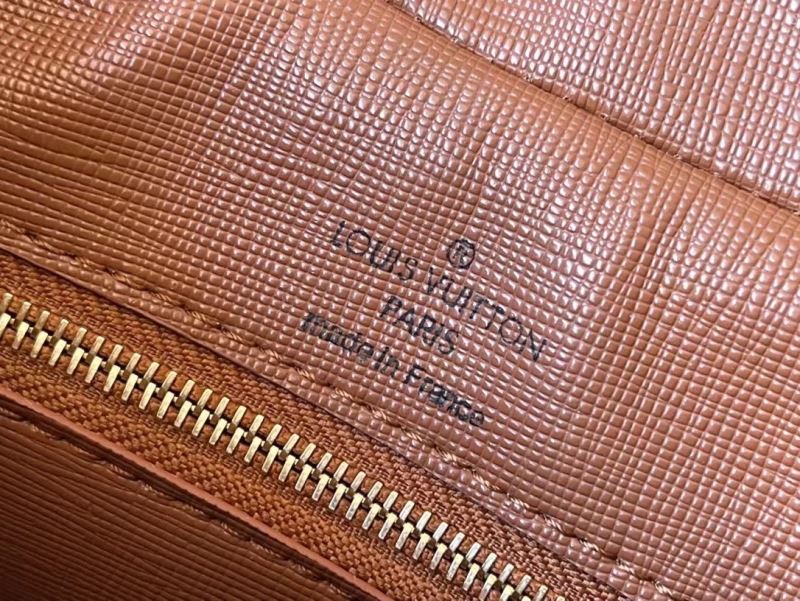 Louis Vuitton Hobo Bags